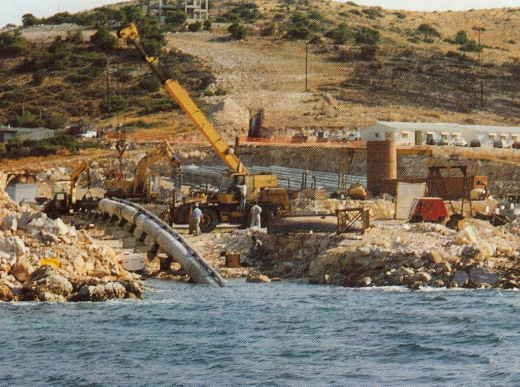 2. Natural Gas submarine pipelines Agia Triada - Revithoussa